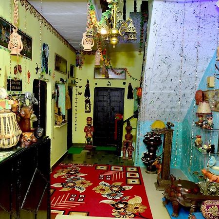 Hotel Moon Light بوشكار المظهر الخارجي الصورة