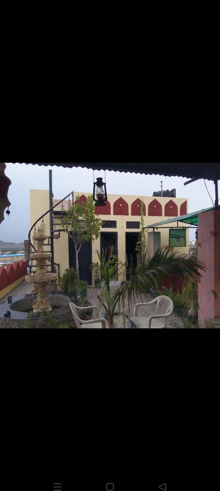 Hotel Moon Light بوشكار المظهر الخارجي الصورة